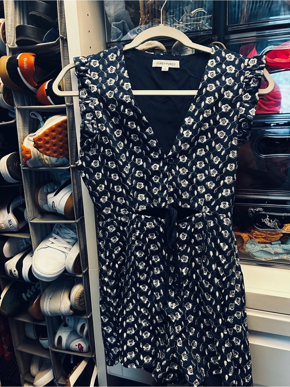 Honey Punch Navy and white Romper size small